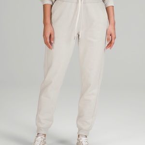 NWT LULULEMON Scuba Hi rise sparkle  jogger in white opal sz14
